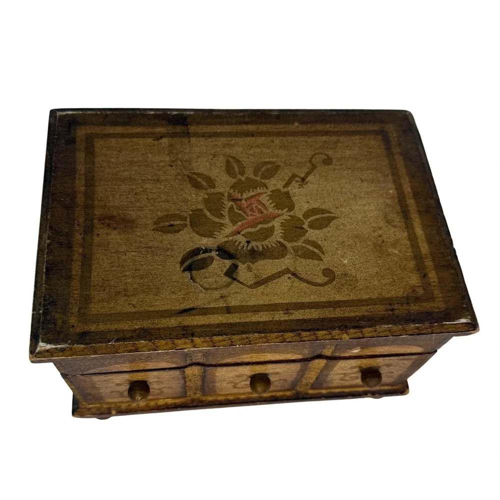 Vtg 60s 70s French Provincial Florentine Jewelry Music Box Apco Japan Cream Gold
